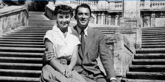 Duo Audrey Hepburn și Gregory Peck în vacanța Romană