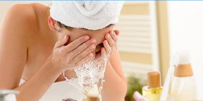 Ce săpun este mai bine să vă spălați fața