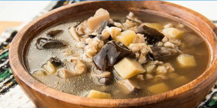 Supa cu ciuperci și orz de perle