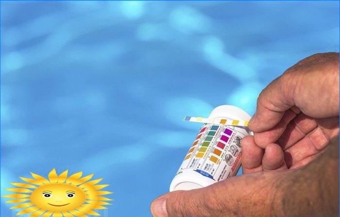 Cum curățați piscina și dezinfectați apa din ea