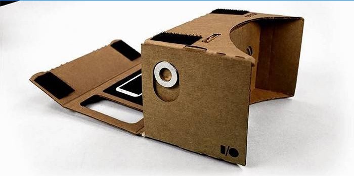 Ochelari de realitate augmentată din carton Google