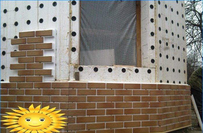 Panouri termice de fațadă cu gresie: decorarea exterioară a casei