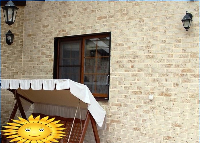 Panouri termice de fațadă cu gresie: decorarea exterioară a casei