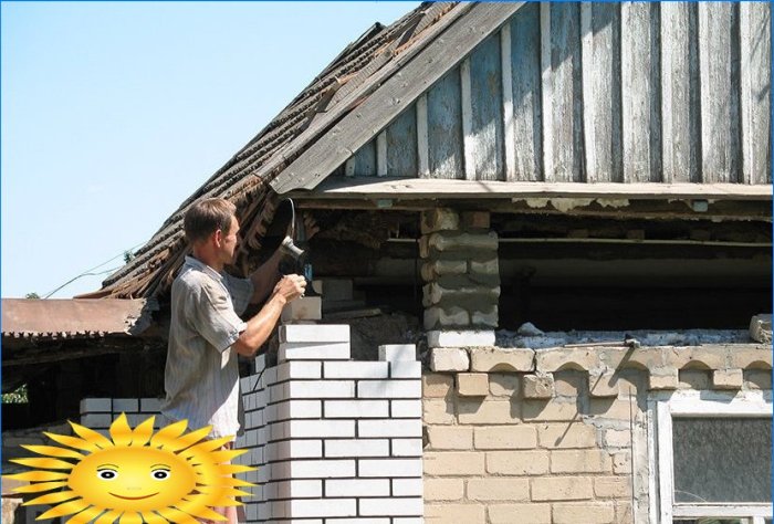 Cum să ridici acoperișul unei case pentru a crește înălțimea tavanului