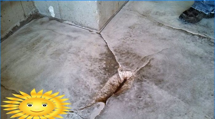 Pardoseli din beton într-un garaj: șlefuire și lustruire a unei podele din beton