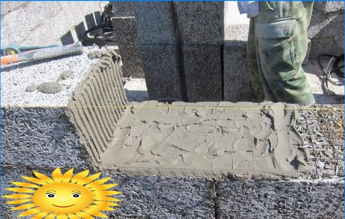 Casă din beton din lemn: caracteristici de construcție, zidărie de perete