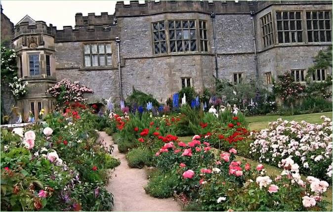 Grădina de la Medieval Haddon Hall